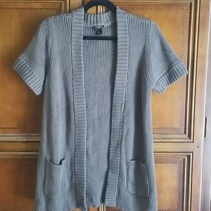 Ann Taylor short sleeved cardigan